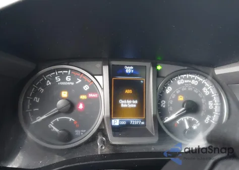 2021 Toyota Tacoma Trd Off-Road z USA, uszkodzony, nr VIN 3TMCZ5AN9MM389170